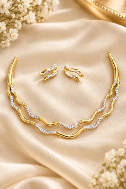 Elegant Silver Neckpiece with Earring - With Back Rope