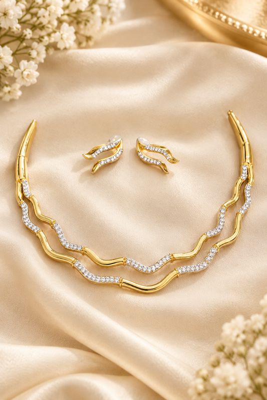 Elegant Silver Neckpiece with Earring - With Back Rope