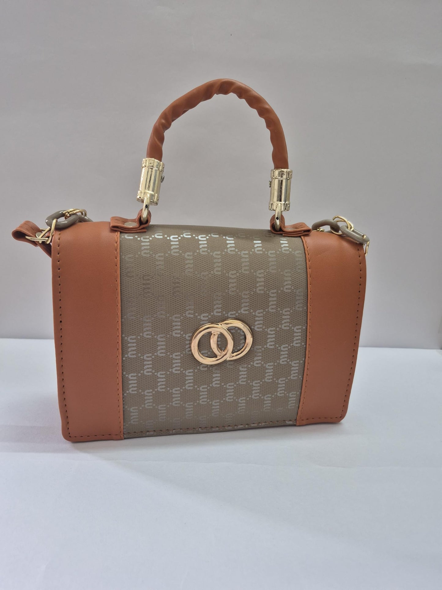 Stylish Women’s Handbag with Chain Strap – Premium Shoulder Bag | Designer Top Handle Purse | Compact Crossbody Sling Bag | Fashion Handbag for Daily & Party Use