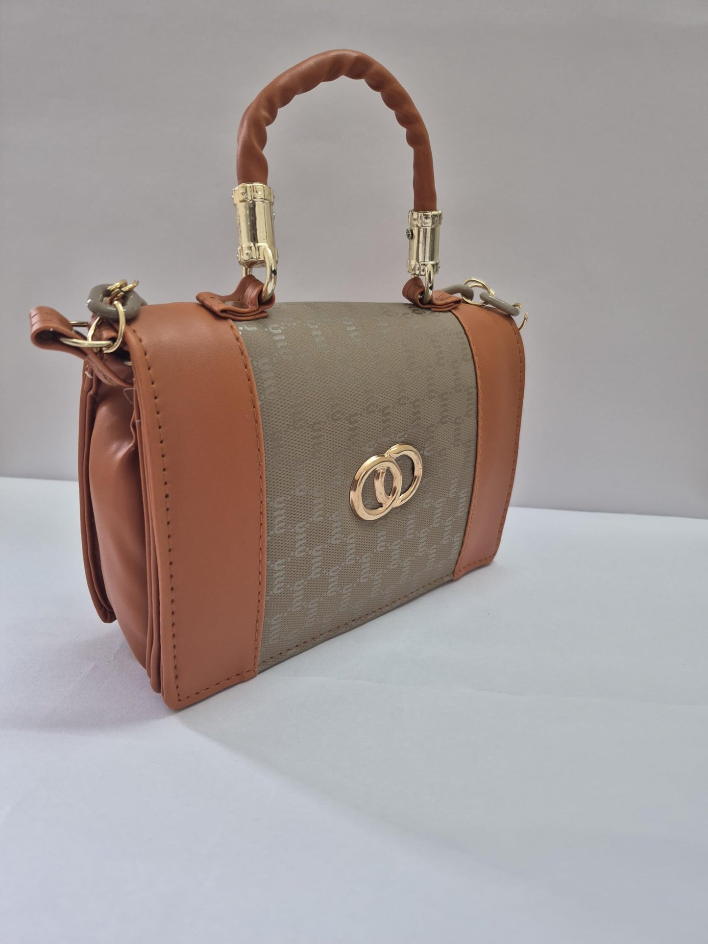 Stylish Women’s Handbag with Chain Strap – Premium Shoulder Bag | Designer Top Handle Purse | Compact Crossbody Sling Bag | Fashion Handbag for Daily & Party Use