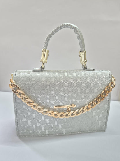 Stylish Women’s Handbag with Chain Strap – Premium Shoulder Bag | Designer Top Handle Purse | Compact Crossbody Sling Bag | Fashion Handbag for Daily & Party Use